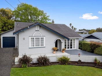 11 Grande Avenue, Mount Albert, Auckland