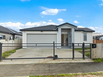36 Koroheke Road, Takanini, Auckland