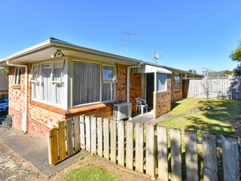 1/130 Kelvyn Grove, MANUREWA, AUCKLAND