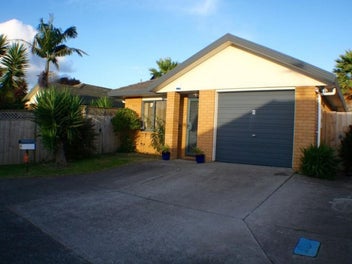 33 Rebecca Rise, Weymouth, Auckland