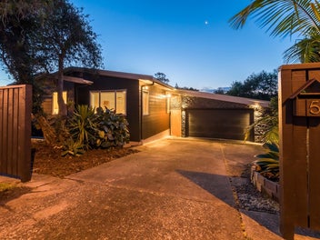 5 Halsey Drive, Lynfield, Auckland