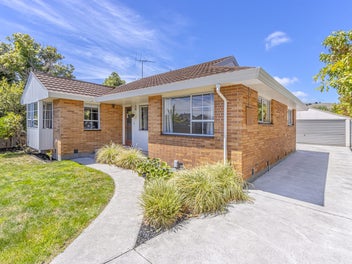 24 Wades Avenue, Saint Martins, Christchurch