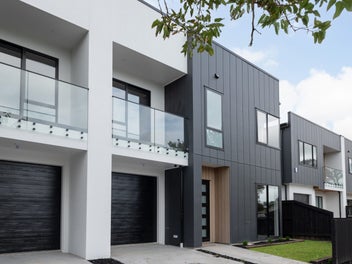 2/57 Herbert Road, Queenwood, Hamilton