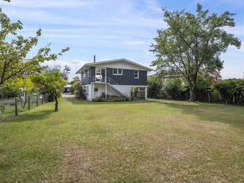 19 Darroch Street, Fairy Springs, Rotorua