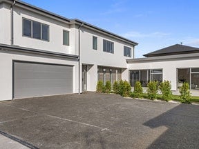 98 Willowview Drive, Redwood, Christchurch