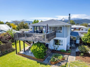 92 Ellis Street, Brightwater, Brightwater