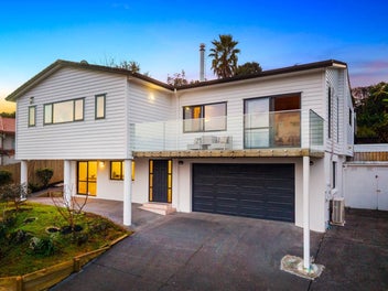 9 Rubens Lane, West Harbour, Auckland