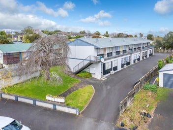 88 Lake Road, Frankton, Hamilton