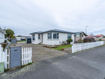 17 Regent Street, Newfield, Invercargill
