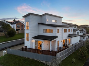 117 White Swan Road, Mount Roskill, Auckland