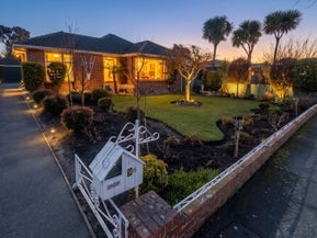 9 Lochee Road, Upper Riccarton, Christchurch
