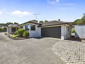 8 Jelas Road, Red Beach, Red Beach