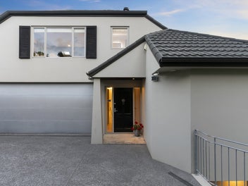 46A Waiohua Road, Greenlane, Auckland