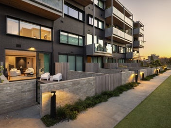 7/1U Clyde Street, Hamilton East, Hamilton