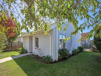 27 James Street, Redcliffs, Christchurch