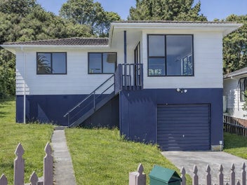16 Penguin Grove, Waitangirua, Porirua