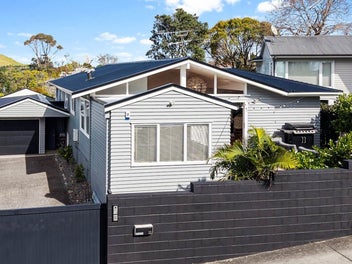 35 Strong Street, Saint Johns, Auckland