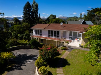 80A Mana View Road, Paremata, Porirua