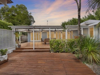 24 Kingdale Road, Henderson, Auckland