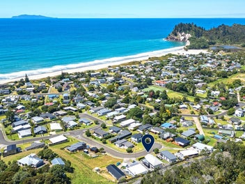 18 Ross Place, Whiritoa, Waihi