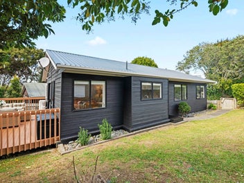 1/20 Valecrest Place, Bayview, Auckland