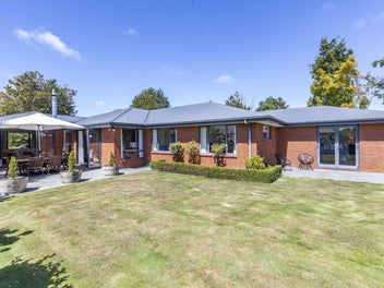 21 Riverwood Boulevard, Redwood, Christchurch