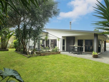 104 Rowesdale Drive, Ohauiti, Tauranga