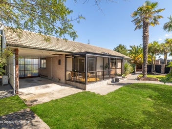15 Thurso Place, New Brighton, Christchurch