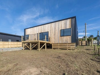 35 Foyle Street, Bluff