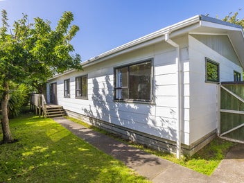 4A Tui Road, Raumati Beach, Paraparaumu