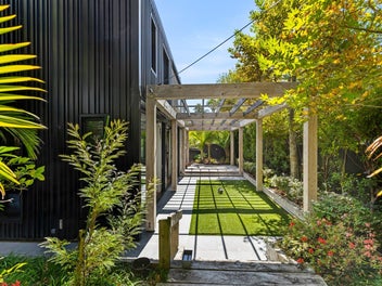 1G Eversleigh Road, Belmont, Auckland