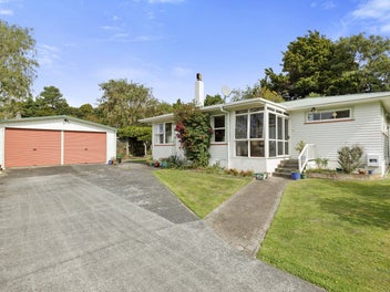 32 Pempsey Street, Silverstream, Upper Hutt