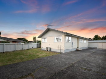 24 Bingara Place, Favona, Auckland
