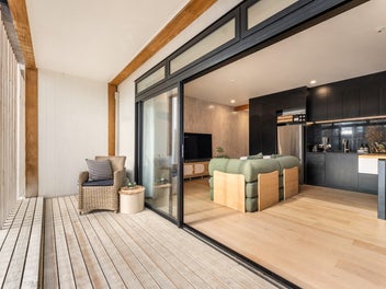 2/163 Hobsonville Point Road, Hobsonville, Auckland