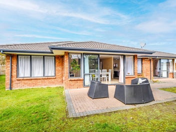 84 Redcastle Drive, East Tamaki, Auckland