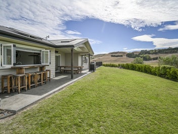 141 Wenley Road, Hastings