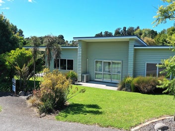 1 Pukeko Way, Whiritoa, Waihi