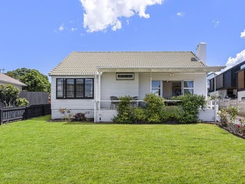 64 Premier Avenue, Point Chevalier, Auckland