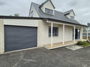 6A Blacklock Avenue, Henderson, Auckland