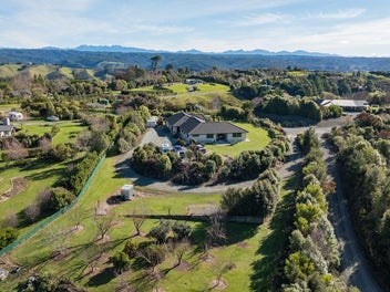 4 Moneymore Place, Wakefield