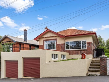 65 Signal Hill Road, Opoho, Dunedin