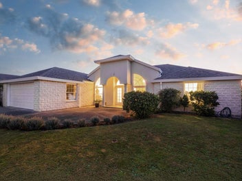 84 Navigation Drive, Whitby, Porirua