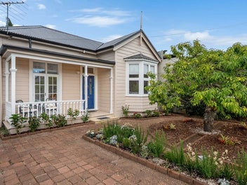 24 Anne Street, Devonport, Auckland