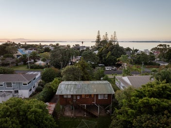 127 Second View Avenue, Beachlands, Auckland