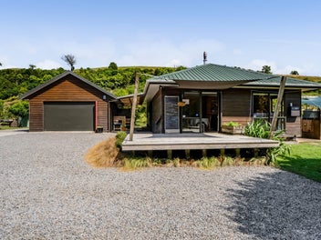 538 Everett Road, Everett Park