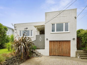 17 Woodvale Grove, Fairfield, Lower Hutt