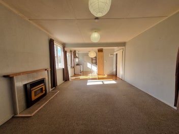 9 Mavis Place, Beach Haven, Auckland