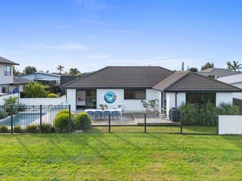 136 Wairakei Avenue, Papamoa Beach, Papamoa