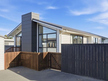 1/100 Baker Street, New Brighton, Christchurch