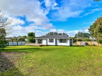 6 Leaming Place, Clarks Beach, Clarks Beach